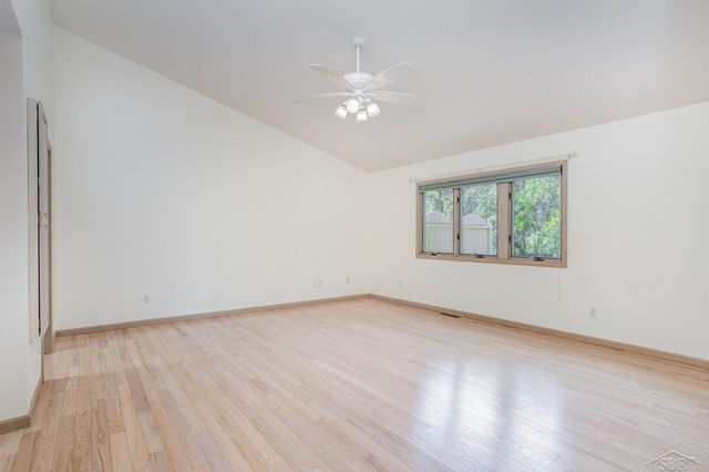 37 Willow Pond Drive, Saginaw, MI 48603