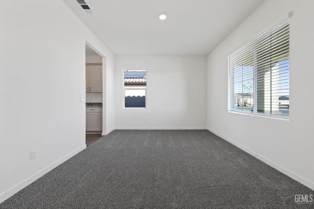 7802 Cherimoya Drive, Bakersfield, CA 93313