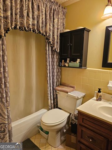 613 Old Macon Rd. Ext., Dublin, GA 31021