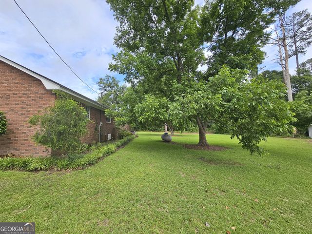 613 Old Macon Rd. Ext., Dublin, GA 31021