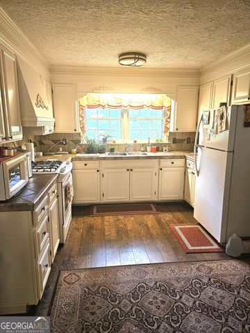 613 Old Macon Rd. Ext., Dublin, GA 31021