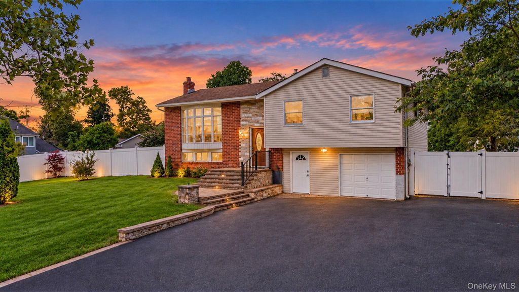 3 Richlee Drive, East Northport, NY 11731 — exterior