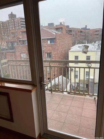 88-27 53rd Avenue 3F, Elmhurst, NY 11373