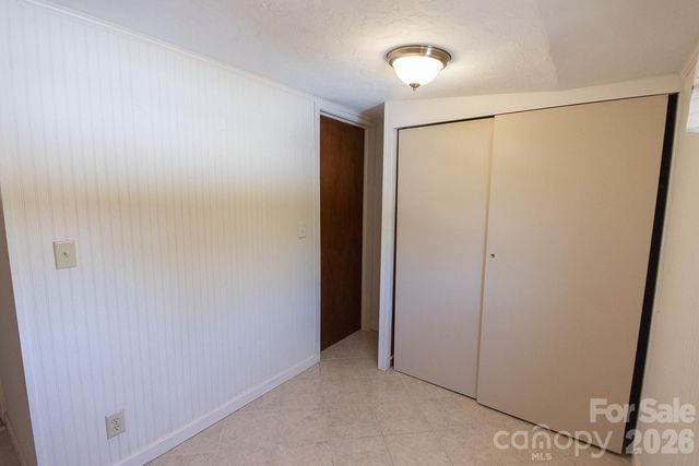 59 S Front Street, Franklin, NC 28734