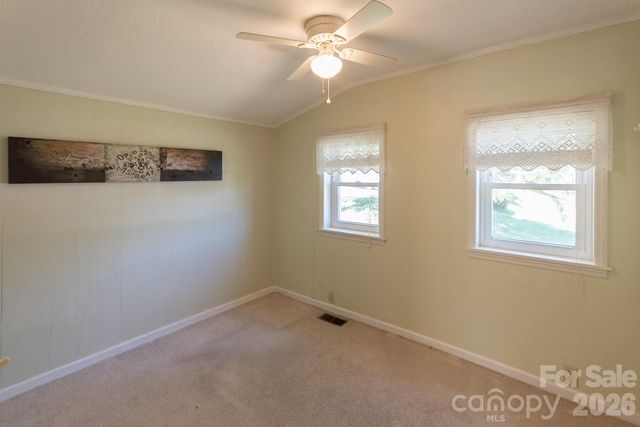 59 S Front Street, Franklin, NC 28734
