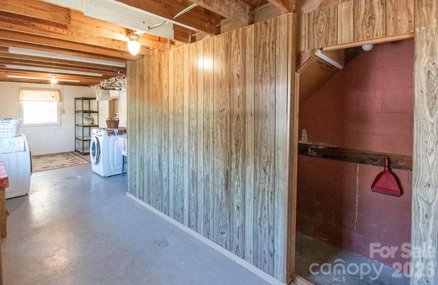 59 S Front Street, Franklin, NC 28734