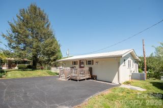 59 S Front Street, Franklin, NC 28734