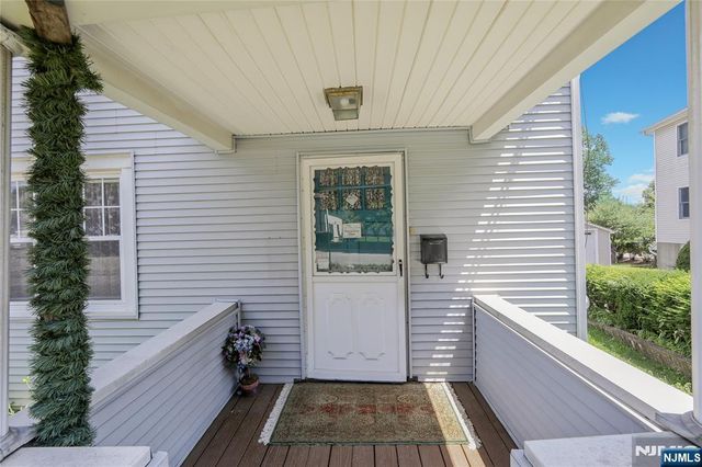 981 Valley Road, Clifton, NJ 07013