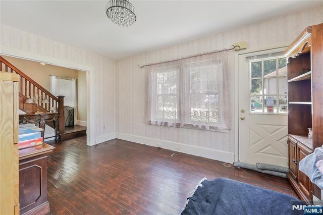 981 Valley Road, Clifton, NJ 07013