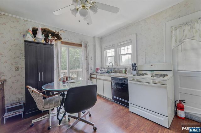 981 Valley Road, Clifton, NJ 07013