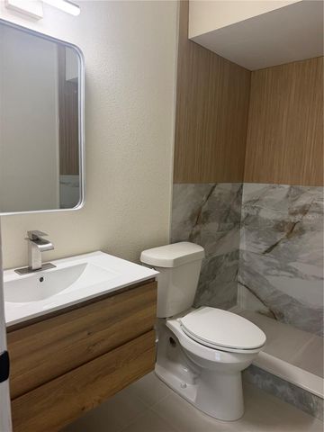 7210 N MANHATTAN AVENUE 1724, Tampa, FL 33614