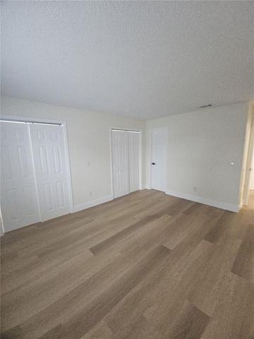 7210 N MANHATTAN AVENUE 1724, Tampa, FL 33614