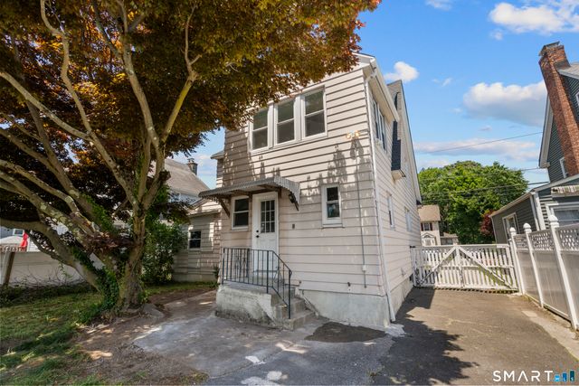 695 West Taft Avenue, Bridgeport, CT 06604
