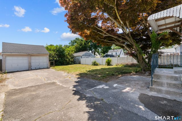 695 West Taft Avenue, Bridgeport, CT 06604