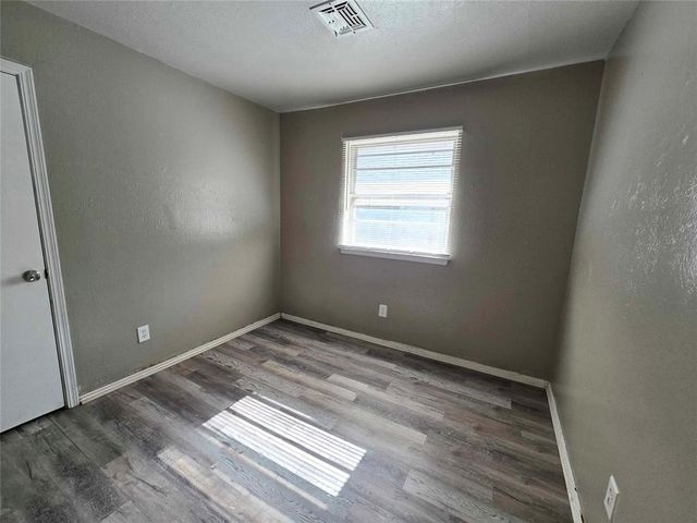 2500 SE 51st Street, Oklahoma City, OK 73129