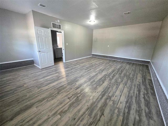 2500 SE 51st Street, Oklahoma City, OK 73129