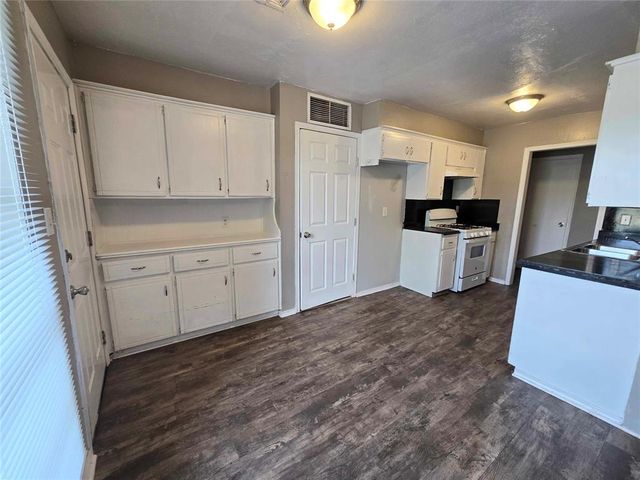 2500 SE 51st Street, Oklahoma City, OK 73129