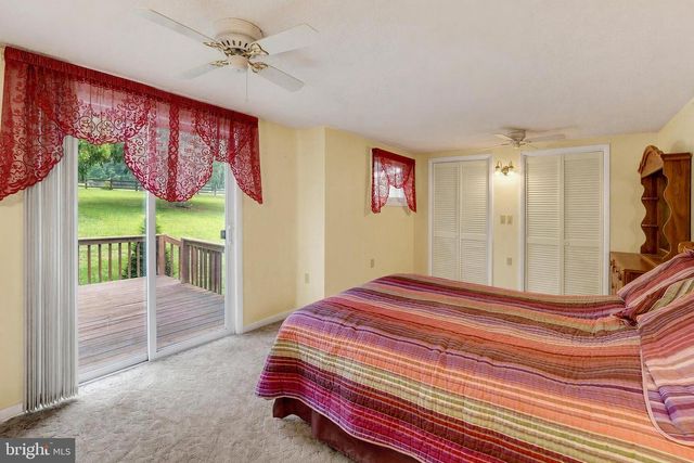 13079 CENTER RD, Stewartstown, PA 17363