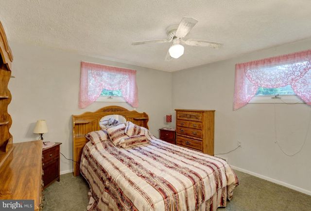 13079 CENTER RD, Stewartstown, PA 17363