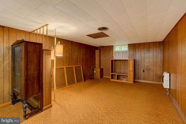 13079 CENTER RD, Stewartstown, PA 17363