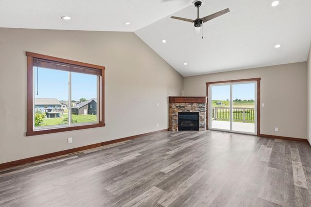 1743 Ducktail Court, New Richmond, WI 54017