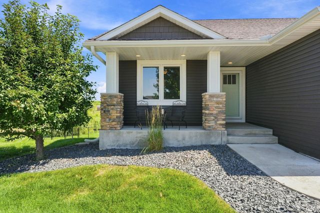 1743 Ducktail Court, New Richmond, WI 54017