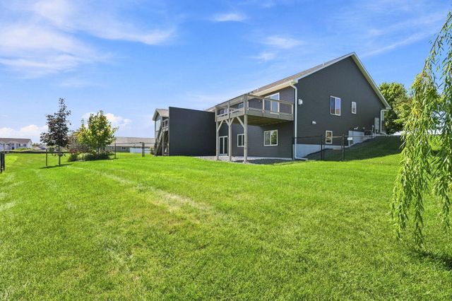 1743 Ducktail Court, New Richmond, WI 54017