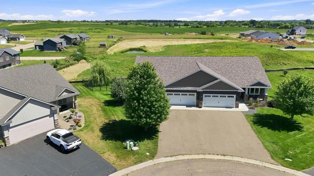 1743 Ducktail Court, New Richmond, WI 54017