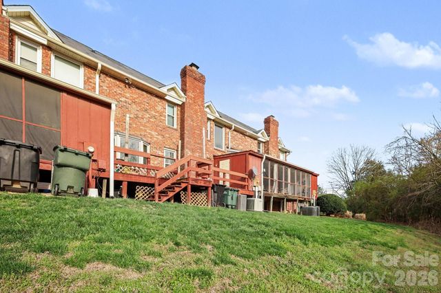 1162 Crestmont Drive SE, Concord, NC 28025