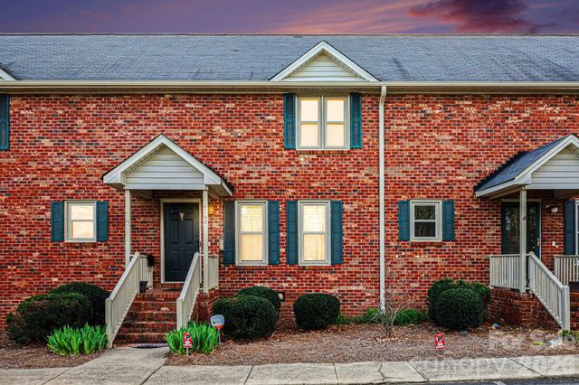 1162 Crestmont Drive SE, Concord, NC 28025