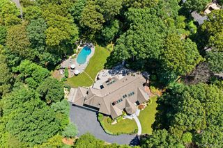55 Meadow Glen Road, Northport, NY 11768