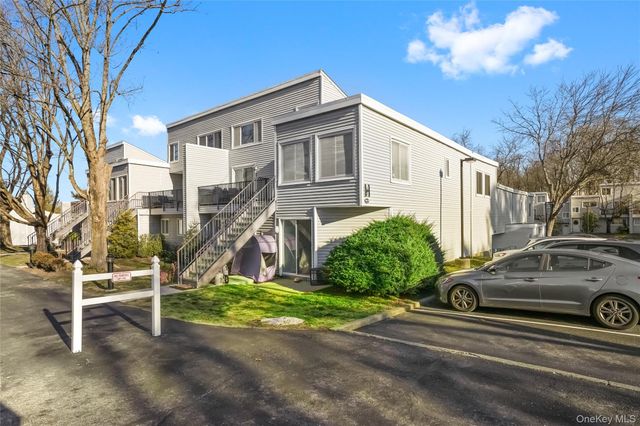 208 Harris Road HA3, Bedford, NY 10507