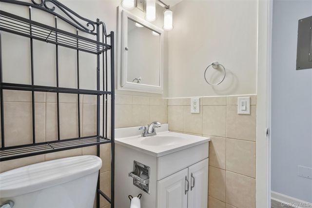 208 Harris Road HA3, Bedford, NY 10507