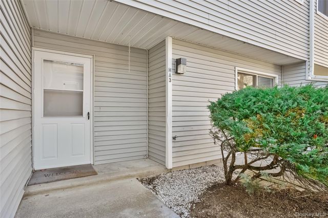 208 Harris Road HA3, Bedford, NY 10507