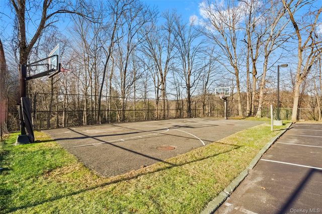 208 Harris Road HA3, Bedford, NY 10507