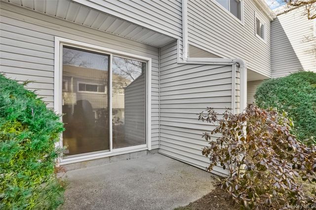 208 Harris Road HA3, Bedford, NY 10507