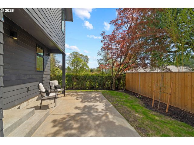 10992 Se Stanley Ave, Milwaukie, OR 97222