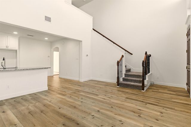 736 S Greenville Avenue, Richardson, TX 75081