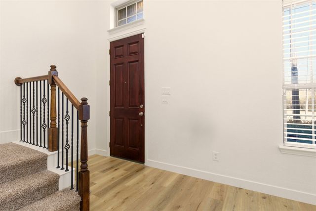 736 S Greenville Avenue, Richardson, TX 75081