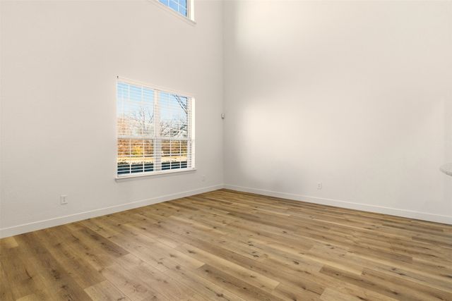 736 S Greenville Avenue, Richardson, TX 75081