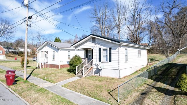 1008 North Boone Street, Johnson City, TN 37604