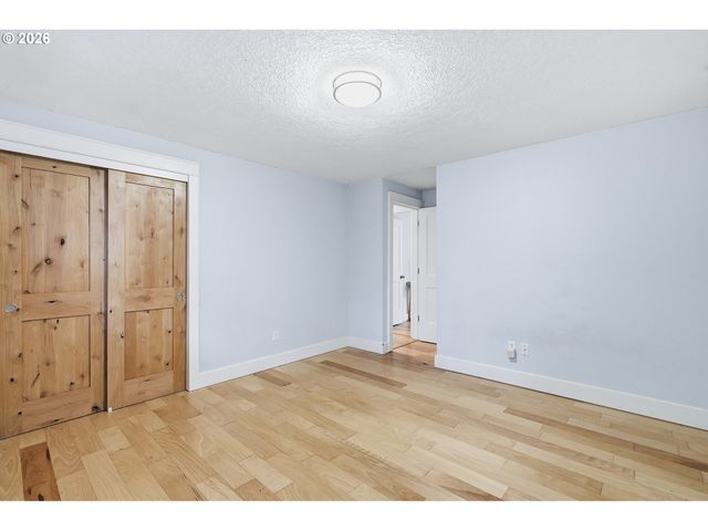 17931 S EDGEWOOD Ln, Oregon City, OR 97045