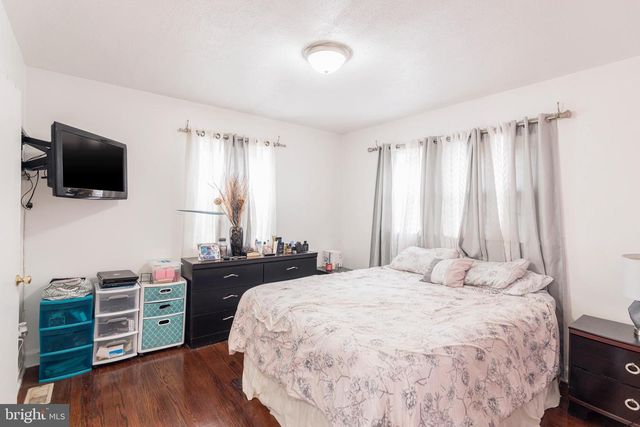 9406 SHERIDAN ST, Lanham, MD 20706