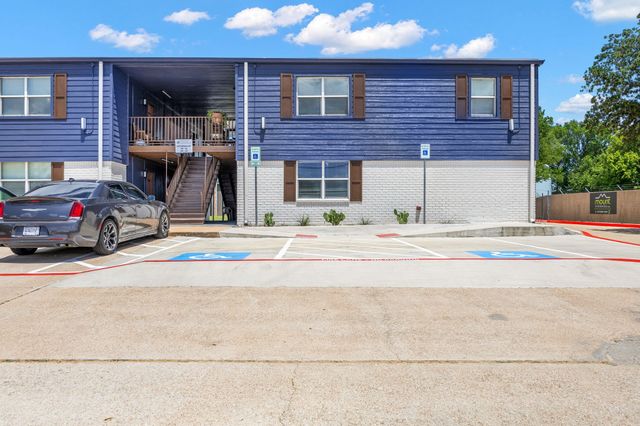 4639 Williams Road 112, Benbrook, TX 76116