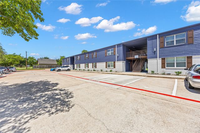 4639 Williams Road 112, Benbrook, TX 76116