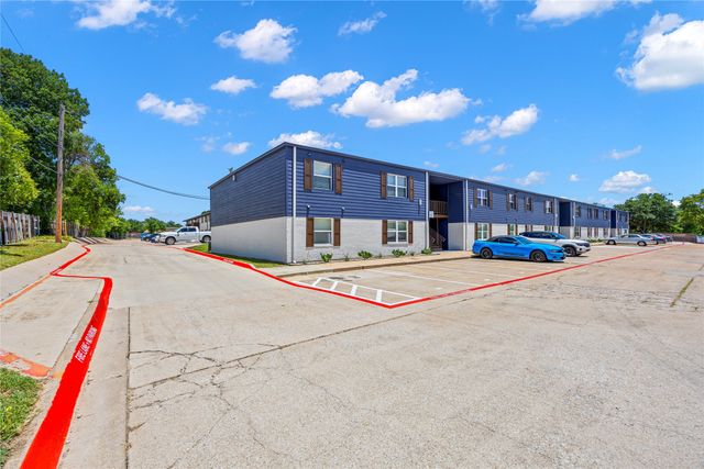 4639 Williams Road 112, Benbrook, TX 76116