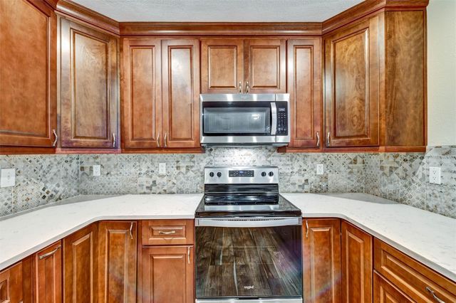 750 WOOD STREET, Dunedin, FL 34698