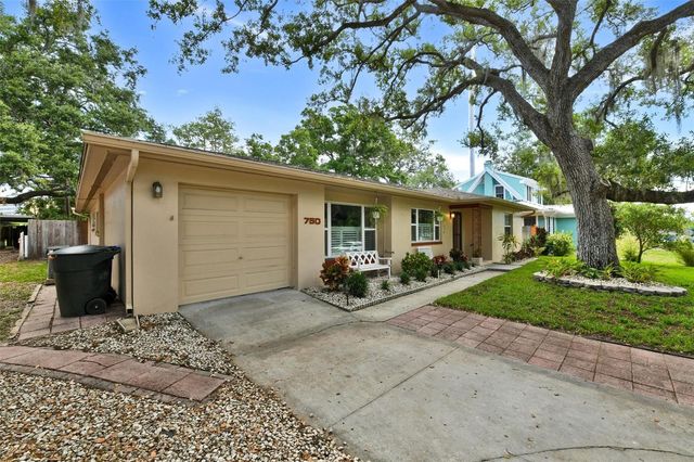 750 WOOD STREET, Dunedin, FL 34698