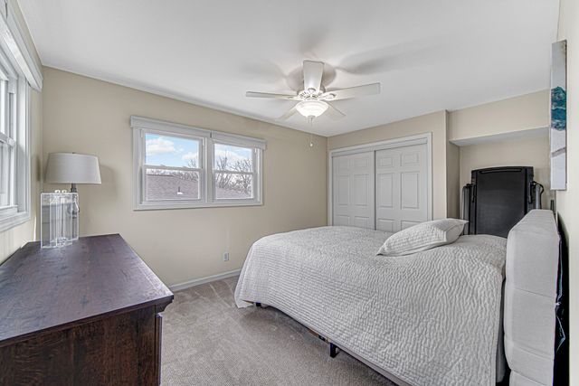 545 N Oakwood Street 7, Griffith, IN 46319