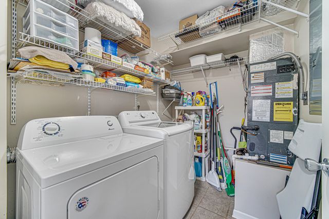 545 N Oakwood Street 7, Griffith, IN 46319